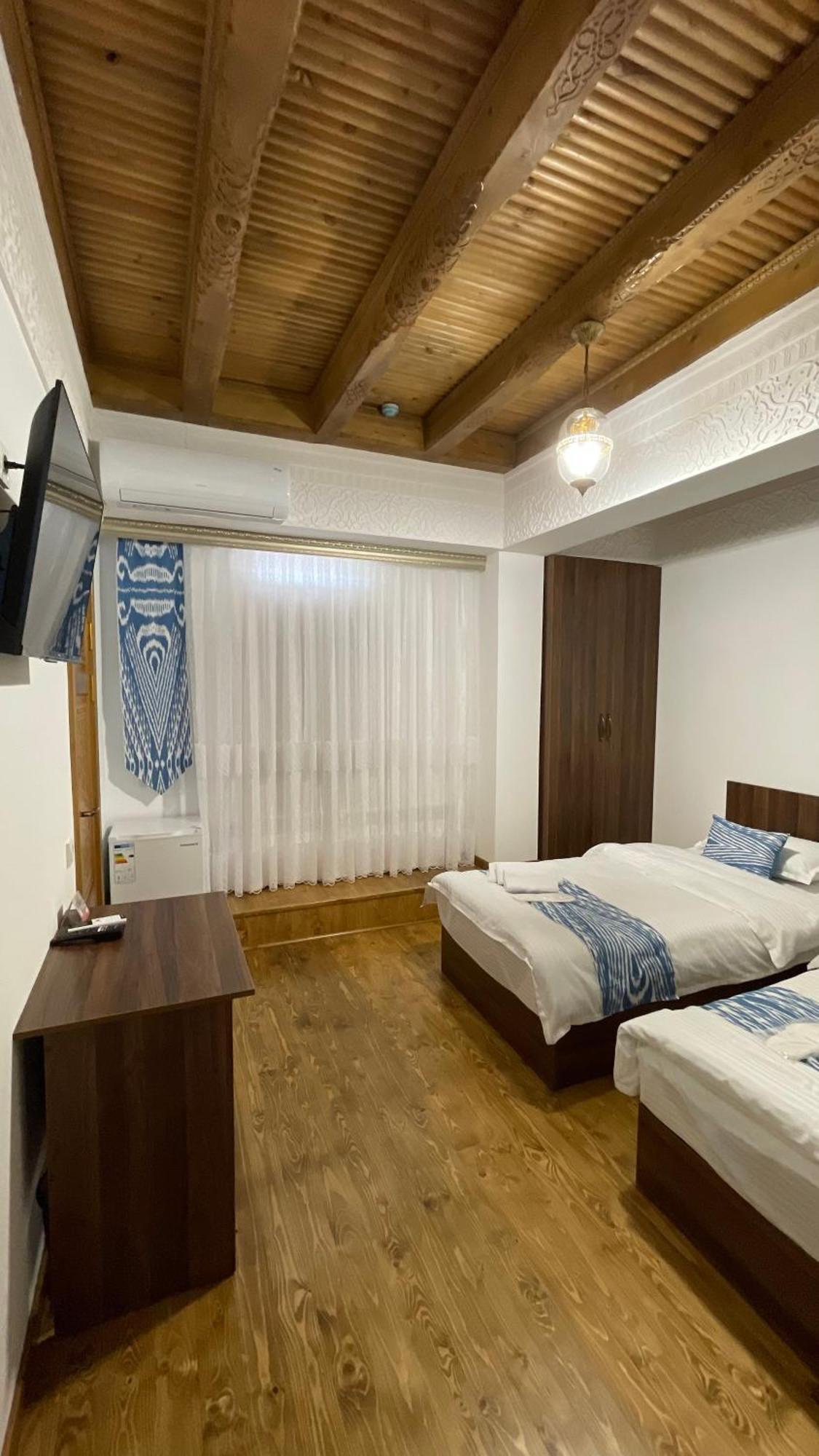 בוקורו Mahbubakhon Guest House In Old City מראה חיצוני תמונה