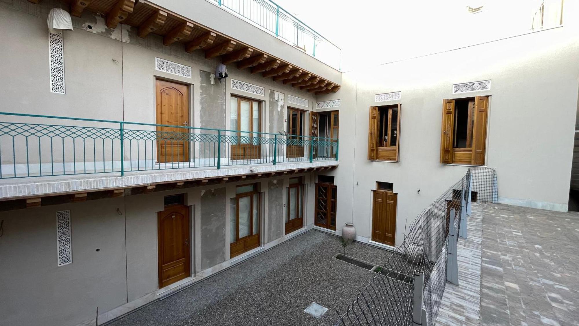 בוקורו Mahbubakhon Guest House In Old City מראה חיצוני תמונה