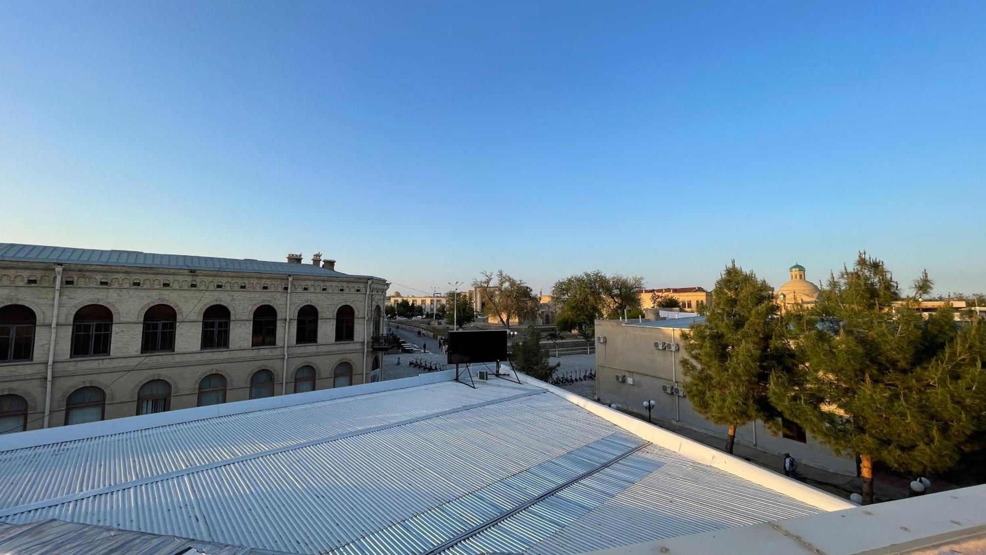 בוקורו Mahbubakhon Guest House In Old City מראה חיצוני תמונה